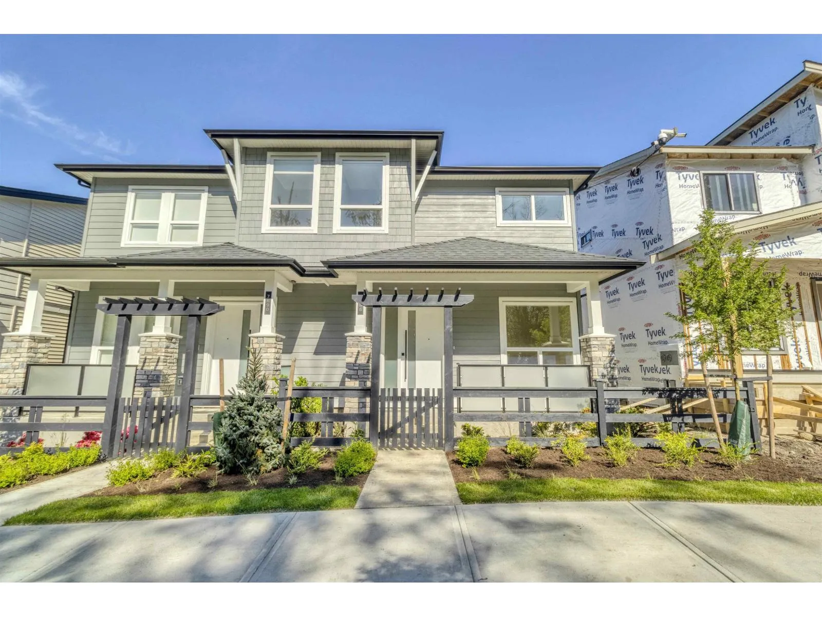 Duplex for rent: 7686 196 Street, Langley, British Columbia V2Y 3V4