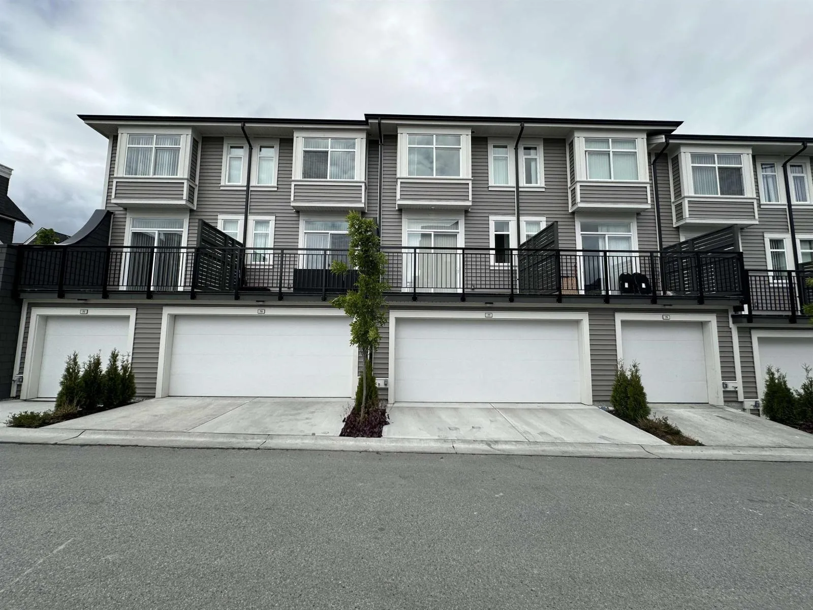 Row / Townhouse for rent: 77 14151 58a Ave, Surrey, British Columbia V3X 0L1