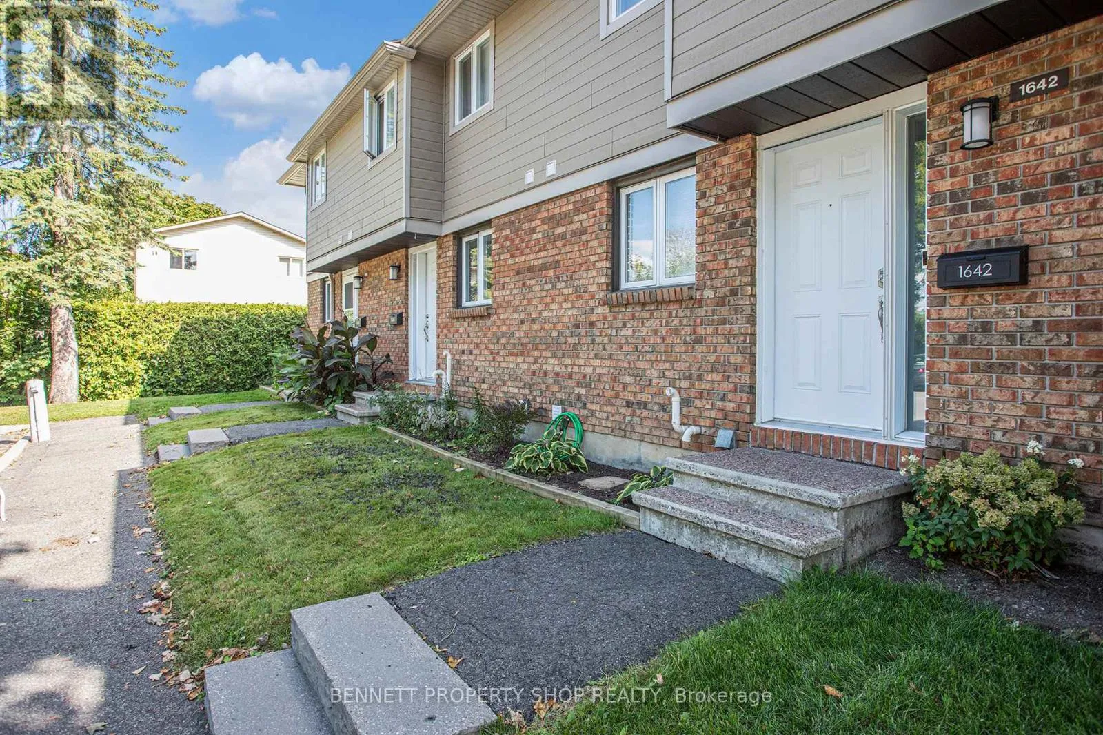 Row / Townhouse for rent: 77 - 1642 Du Sommet Place, Ottawa, Ontario K1C 4Y9