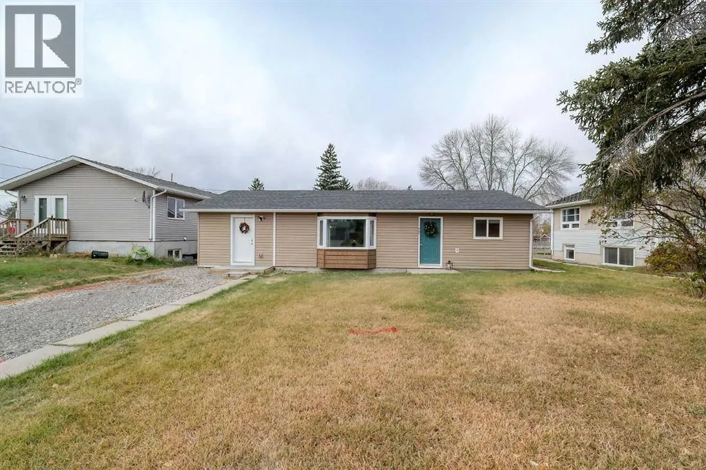 House for rent: 77 2 Street Se, High River, Alberta T1V 1G6