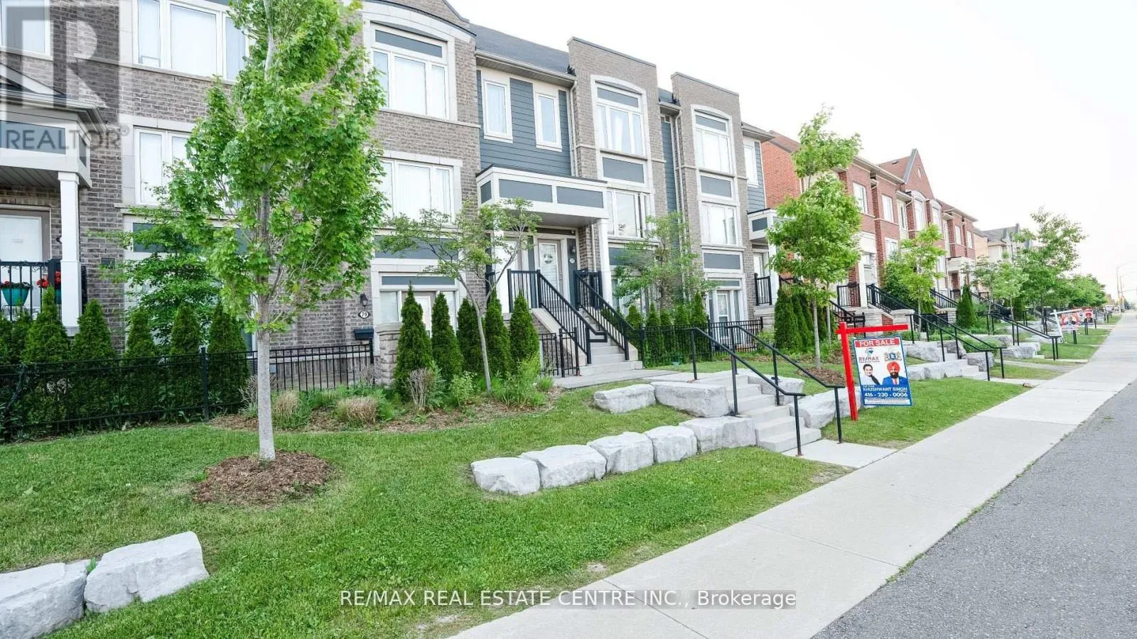 Row / Townhouse for rent: 77 - 250 Sunny Meadow Boulevard, Brampton, Ontario L6R 3Y7