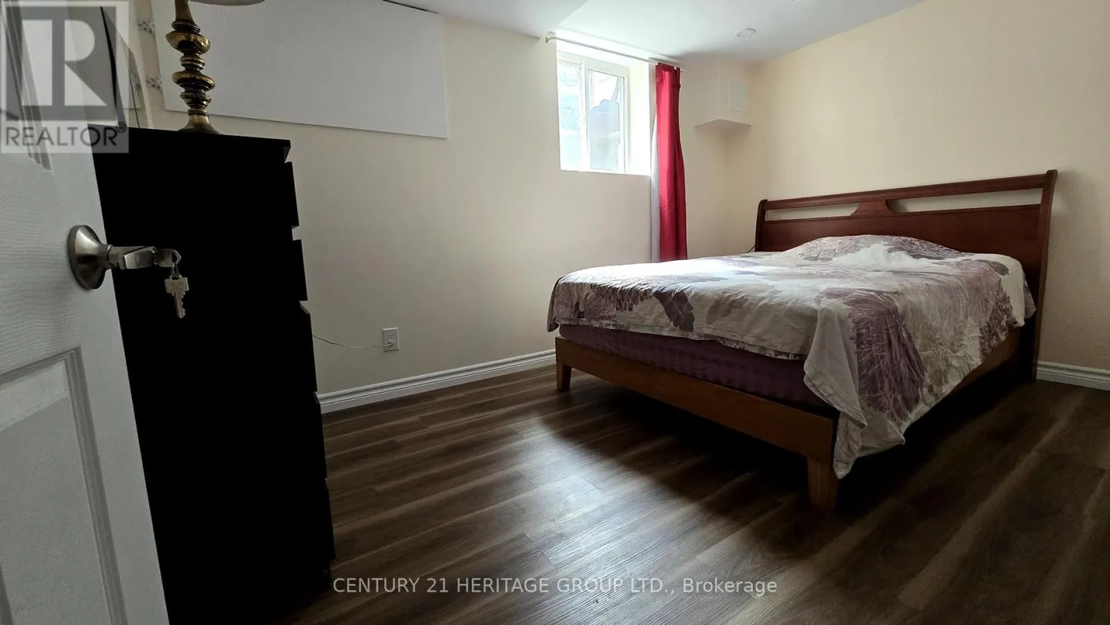 House for rent: 77 Aurora Heights Drive, Aurora, Ontario L4G 2X1