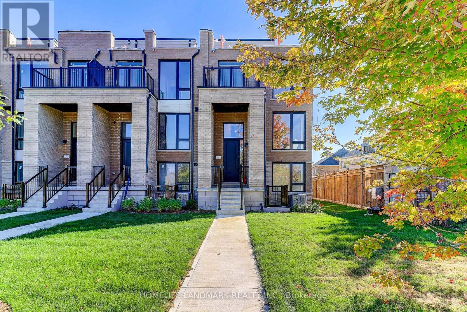 Row / Townhouse for rent: 77 Jefferson Side Road, Richmond Hill, Ontario L4E 1M1