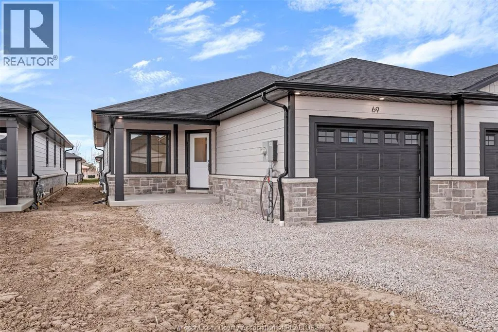 House for rent: 77 Jewel Street, Harrow, Ontario N0R 1G0