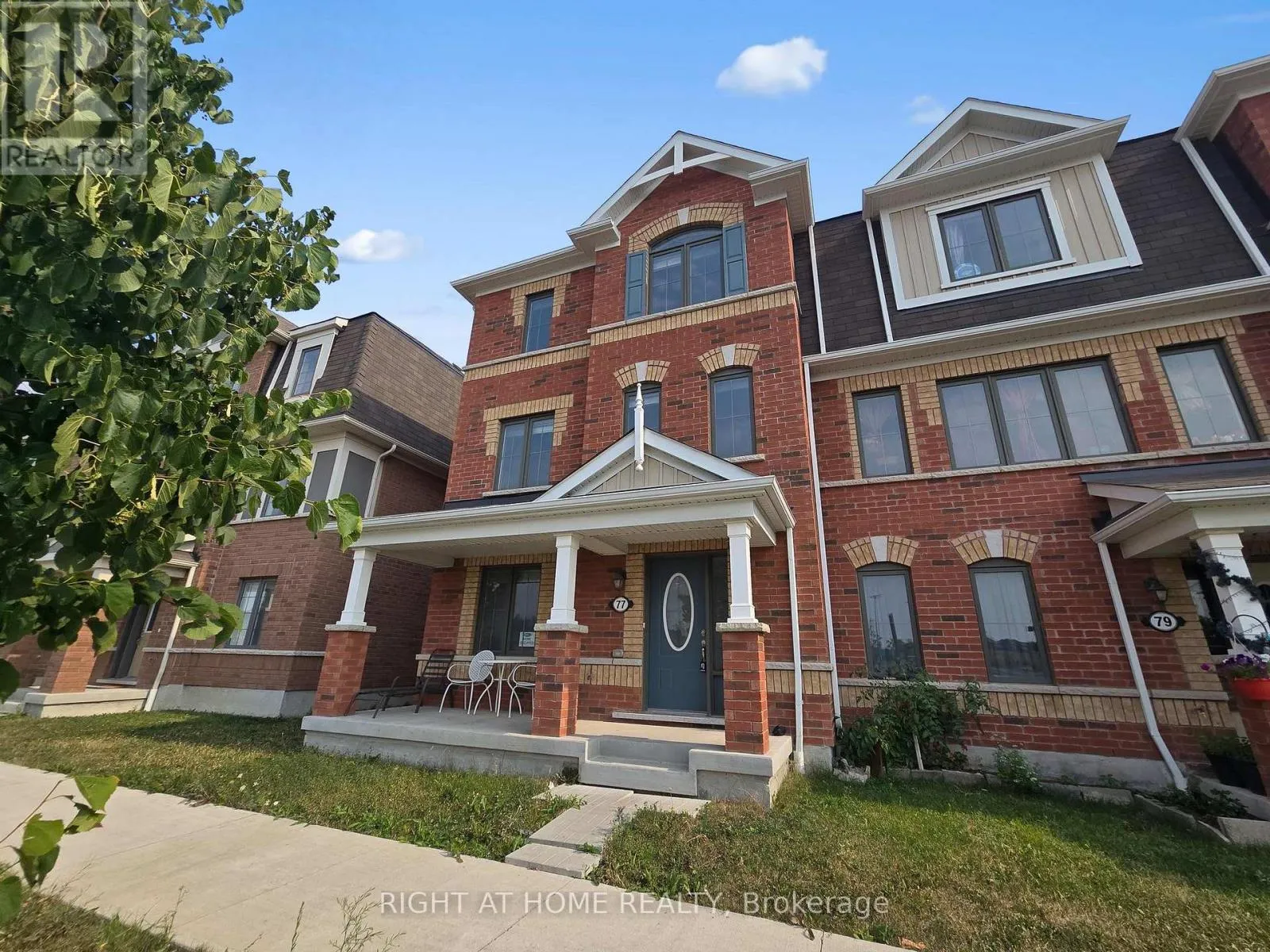 Row / Townhouse for rent: 77 Whitefish Street N, Whitby, Ontario L1P 0E4