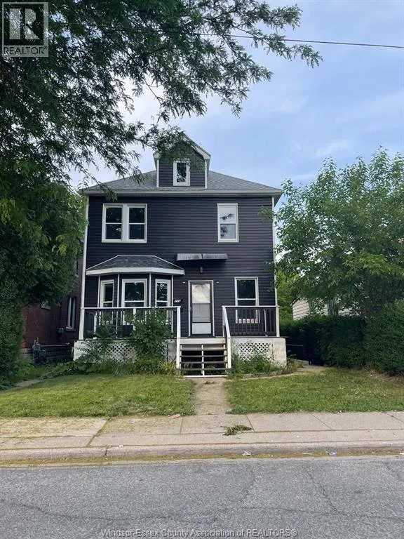 Duplex for rent: 770 Pierre Avenue Unit# Upper, Windsor, Ontario N9A 2K5