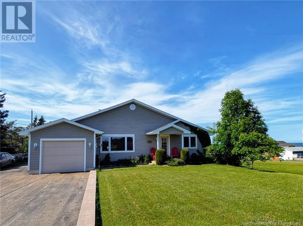 House for rent: 7701 Du Havre Street, Bas-Caraquet, New Brunswick E1W 5W9