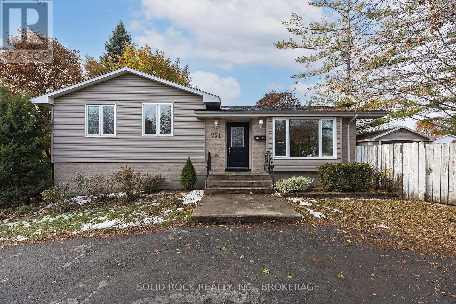 House for rent: 771 Old Colony Road, Kingston, Ontario K7P 1E4