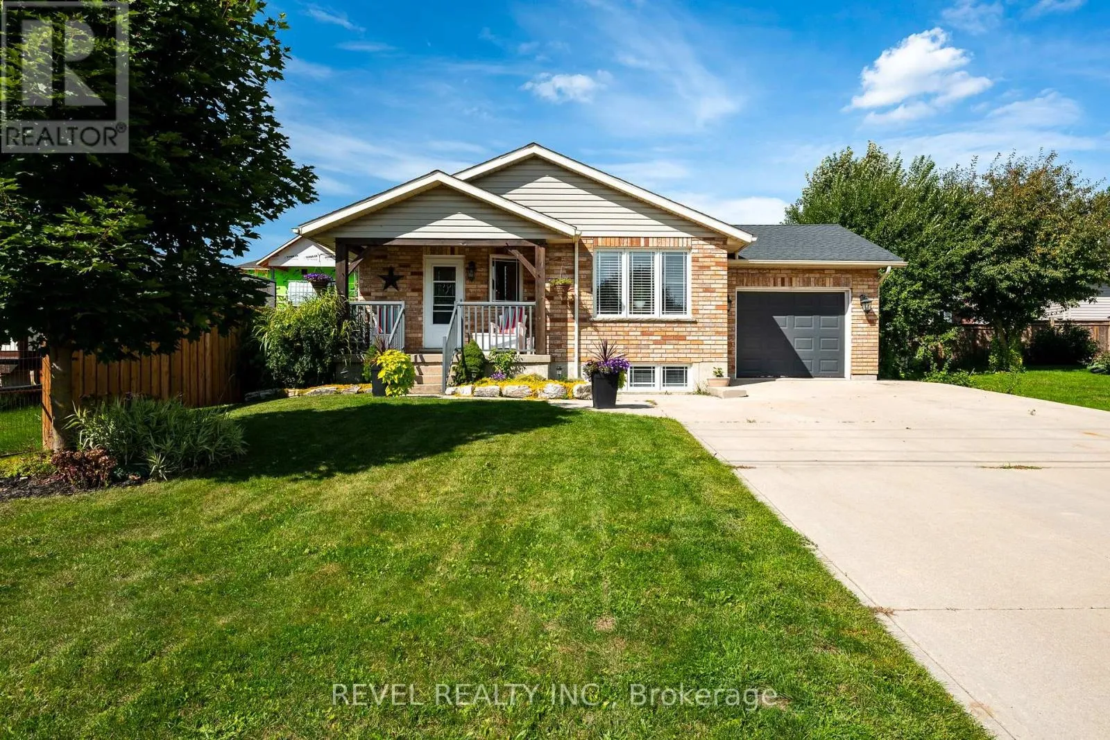 House for rent: 771 Princess Street, Wellington North, Ontario N0G 2L3