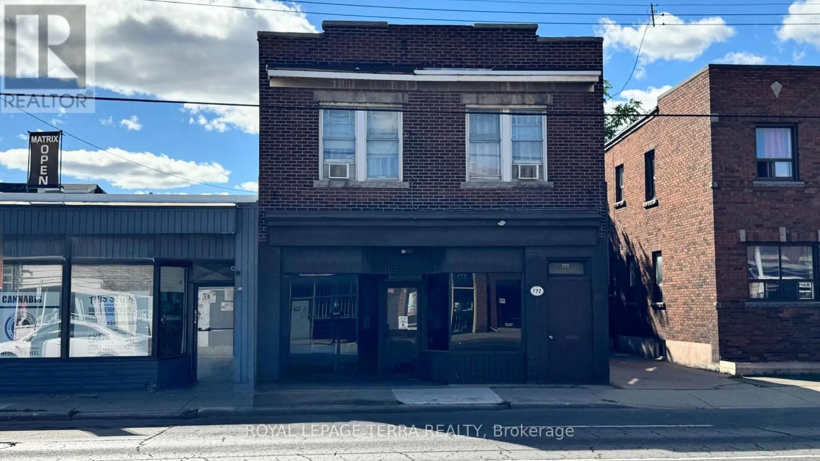 Residential Commercial Mix for rent: 772 Barton Street E, Hamilton, Ontario L8L 3B1