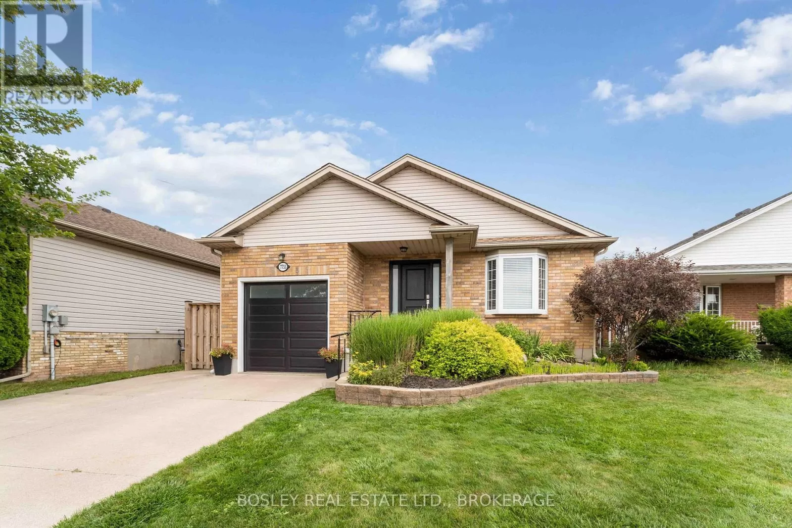 House for rent: 7733 Alpine Drive, Niagara Falls, Ontario L2H 3B6