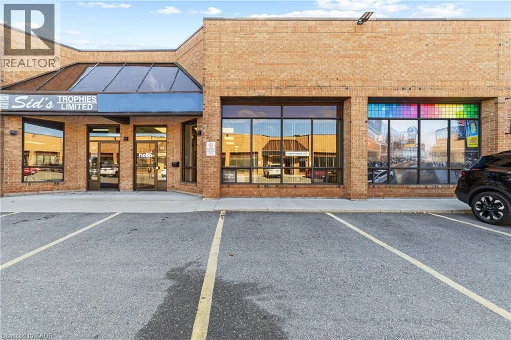 775 Pacific Road Unit# 34, Oakville, Ontario L6L 6M4