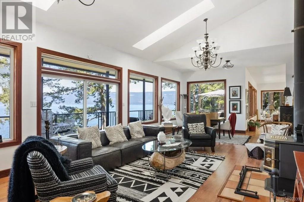 House for rent: 777 Mine Rd, Lasqueti Island, British Columbia V0R 2J0