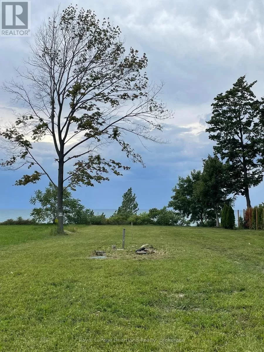 77775 Norma Street, Bluewater, Ontario N0M 1G0