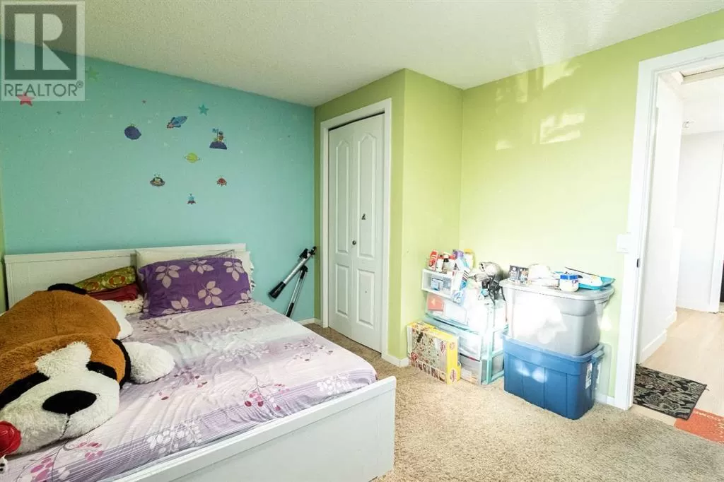 Row / Townhouse for rent: 78, 1155 Falconridge Drive Ne, Calgary, Alberta T3J 1E1