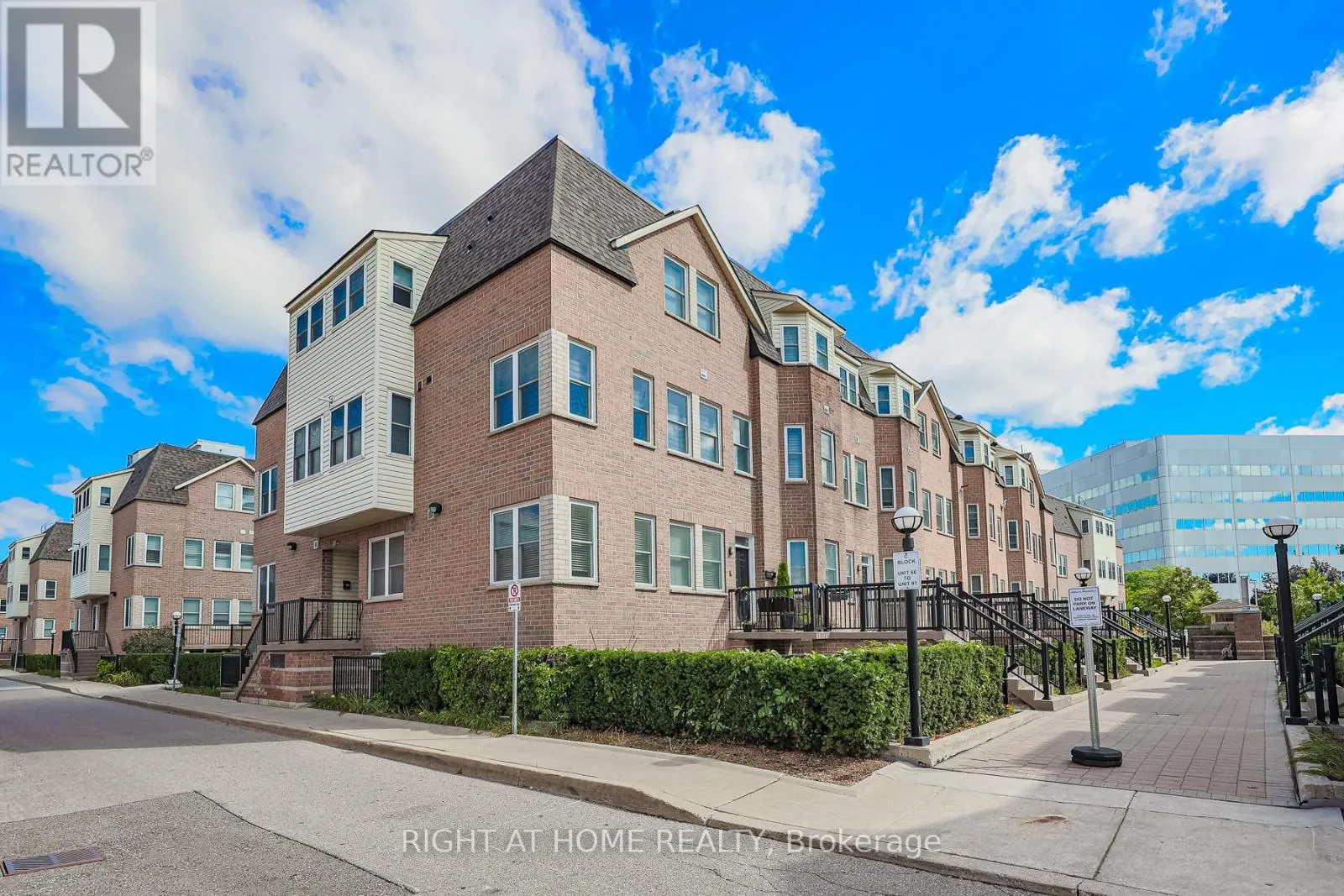 Row / Townhouse for rent: 78 - 760 Lawrence Avenue W, Toronto, Ontario M6A 3E7