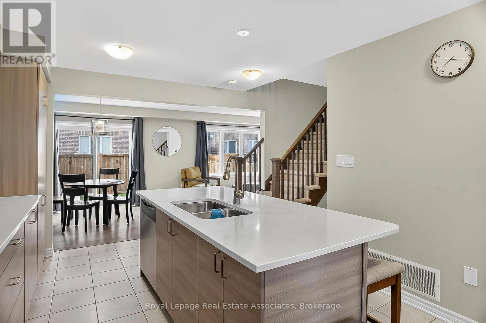 Row / Townhouse for rent: 78 Hatt Court, Milton, Ontario L9T 7K6