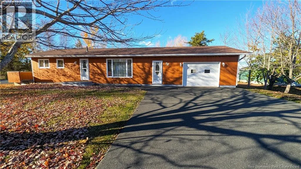 78 Rue Rioux Street, Saint-Isidore, New Brunswick E8M 1G1