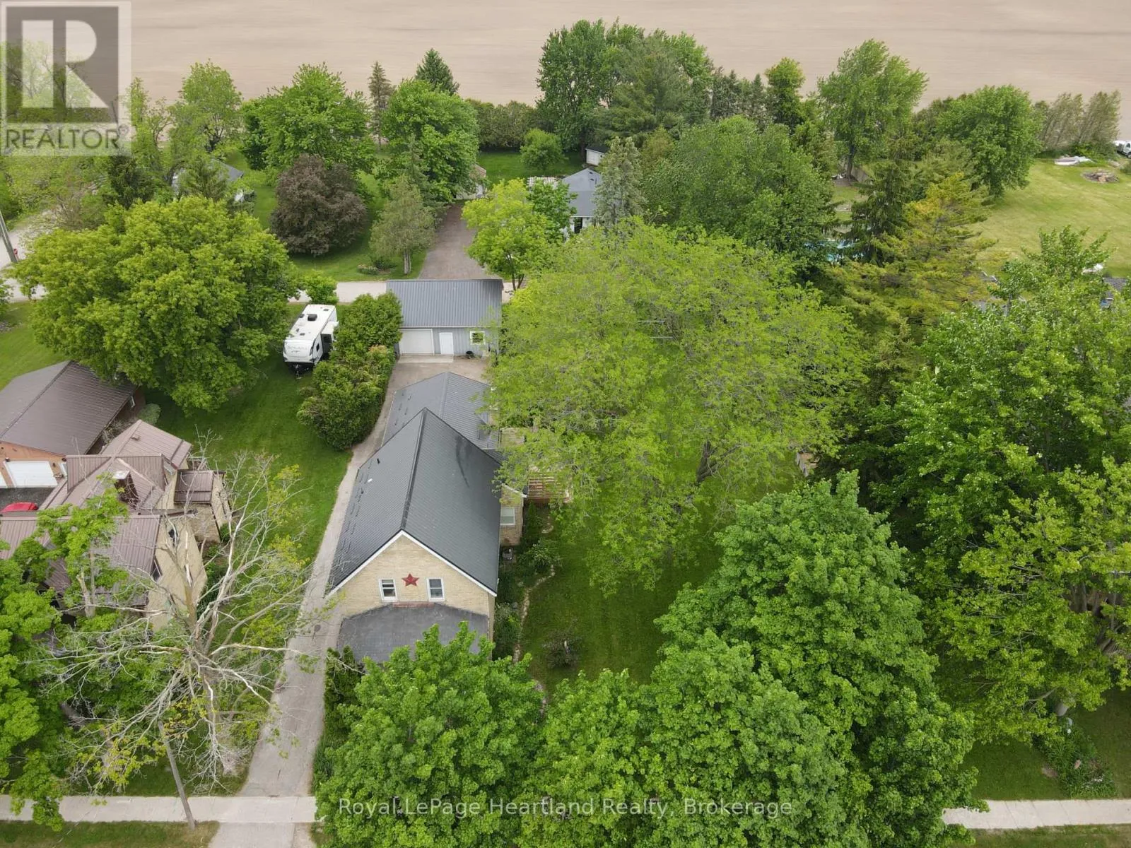 House for rent: 78 Victoria Avenue E, South Huron, Ontario N0M 1M0