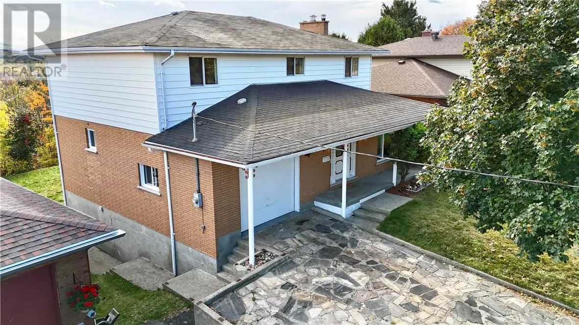 House for rent: 781 Grandview, Sudbury, Ontario P3A 4Z8