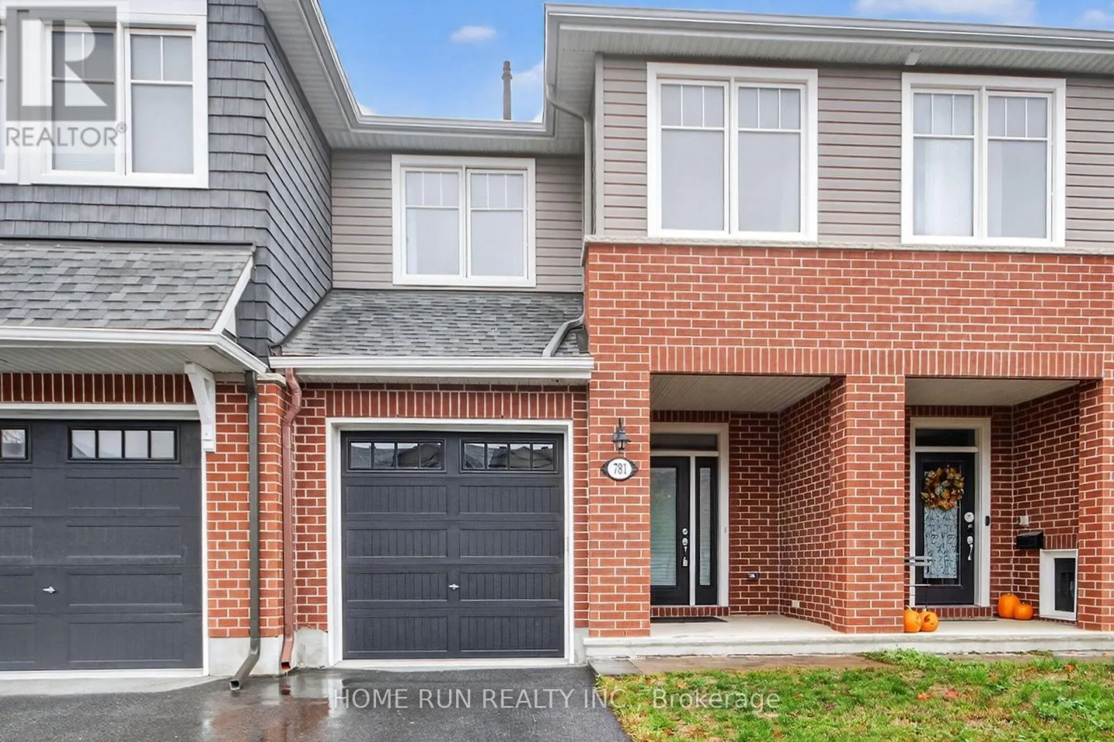 Row / Townhouse for rent: 781 Miikana Road, Ottawa, Ontario K1X 0G5