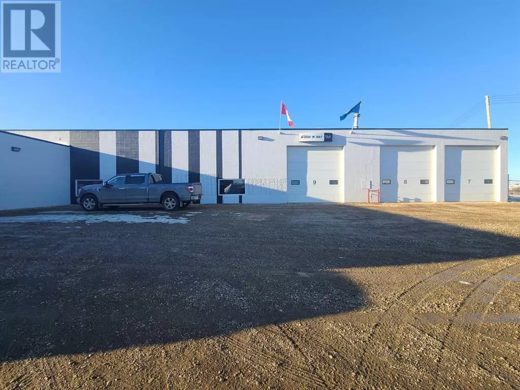 Commercial Mix for rent: 7810 102 Avenue, Peace River, Alberta T8S 1R2