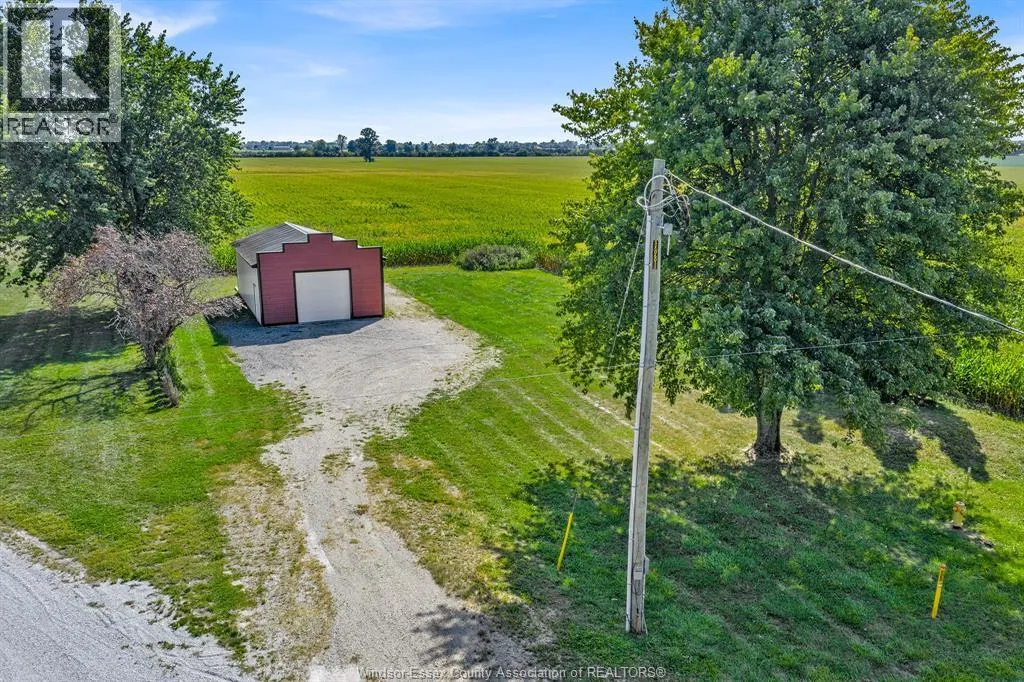 7820 County Road 20, Amherstburg, Ontario N9V 0C8