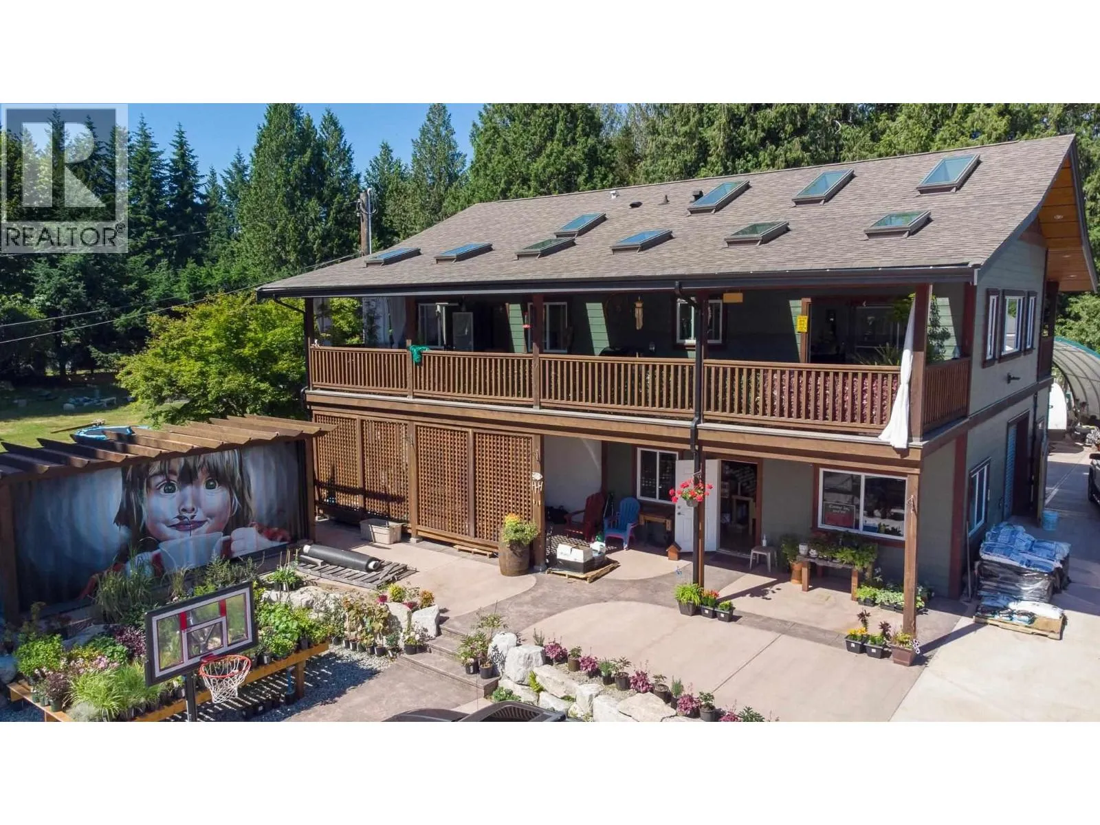 7820 Fawn Road, Halfmoon Bay, British Columbia V7Z 1A2