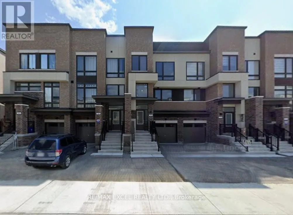 Row / Townhouse for rent: 783 Stanstead Path, Oshawa, Ontario L1K 3G4