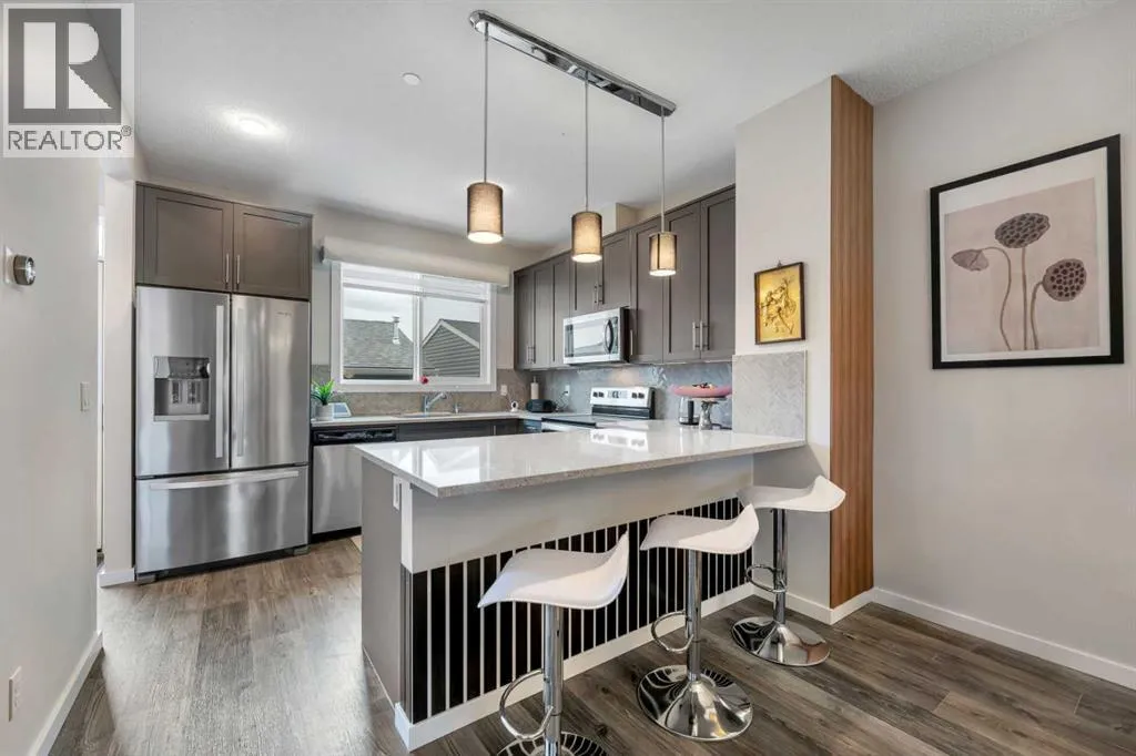 Duplex for rent: 784 Livingston Hill Ne, Calgary, Alberta T3P 1K4