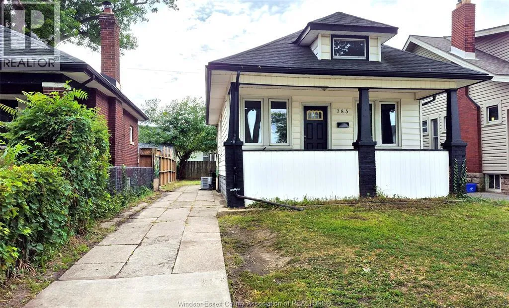 House for rent: 785 Partington, Windsor, Ontario N9B 2N6