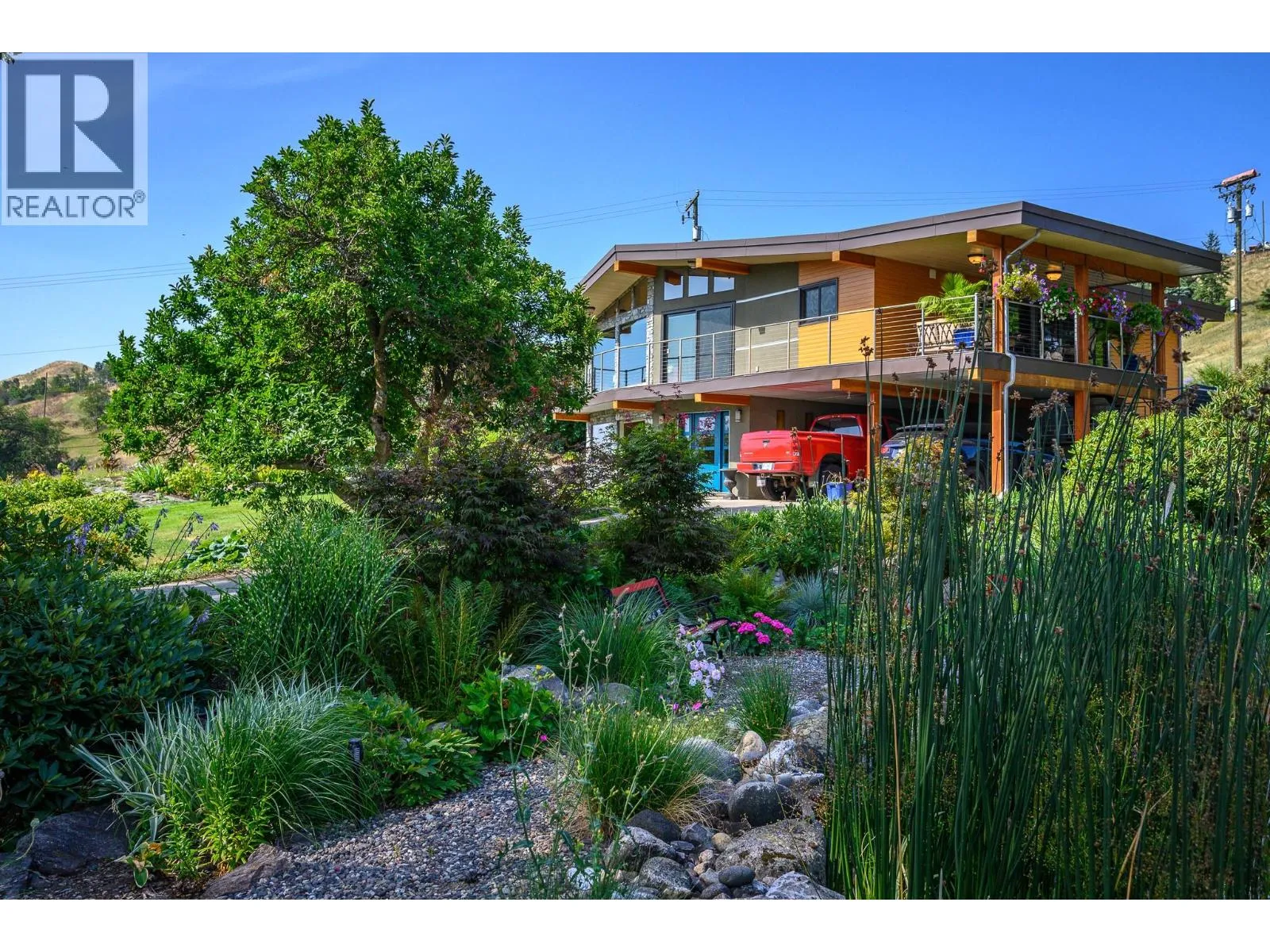 House for rent: 7850 Old Kamloops Road, Vernon, British Columbia V1H 1W8