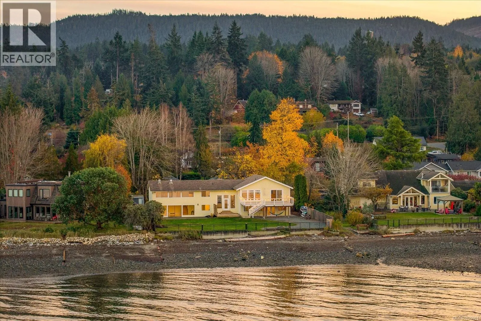 House for rent: 7850 Shangri-la Rd, Lantzville, British Columbia V0R 2H0