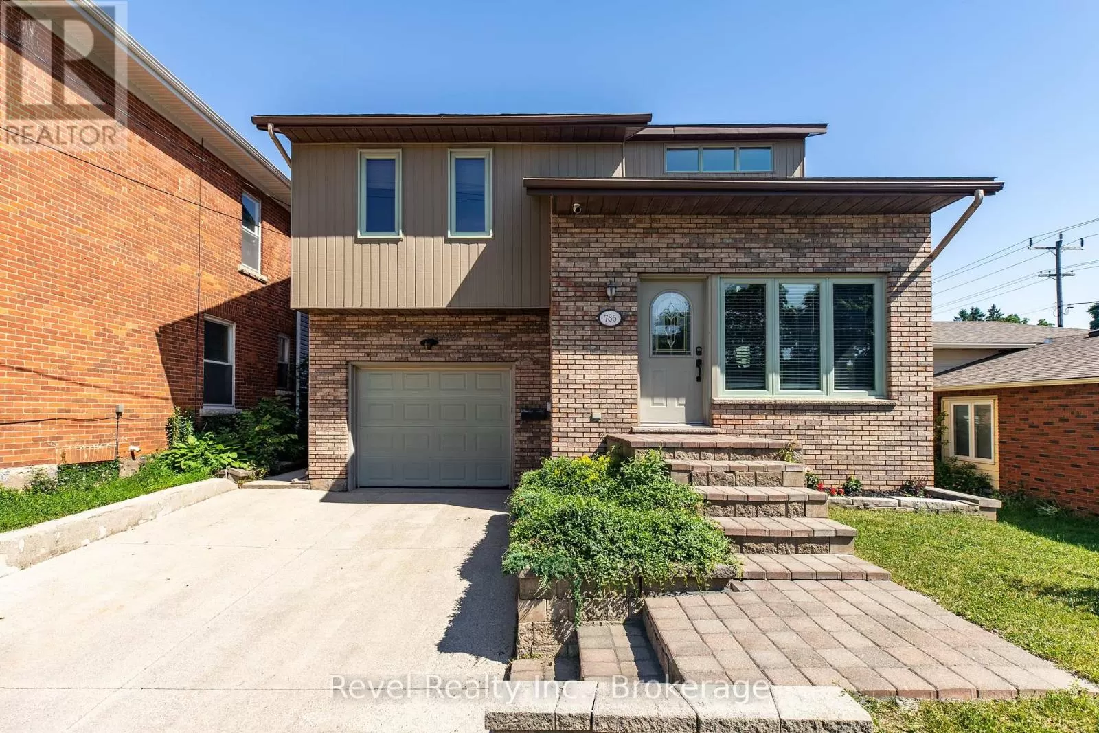 House for rent: 786 8th Street E, Owen Sound, Ontario N4K 1L9