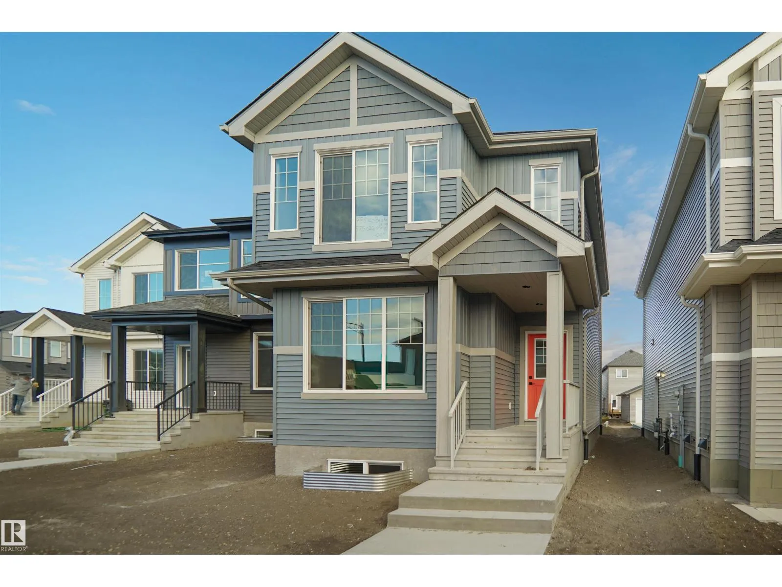 House for rent: 786 Cy Becker Dr Nw, Edmonton, Alberta T5Y 2W4