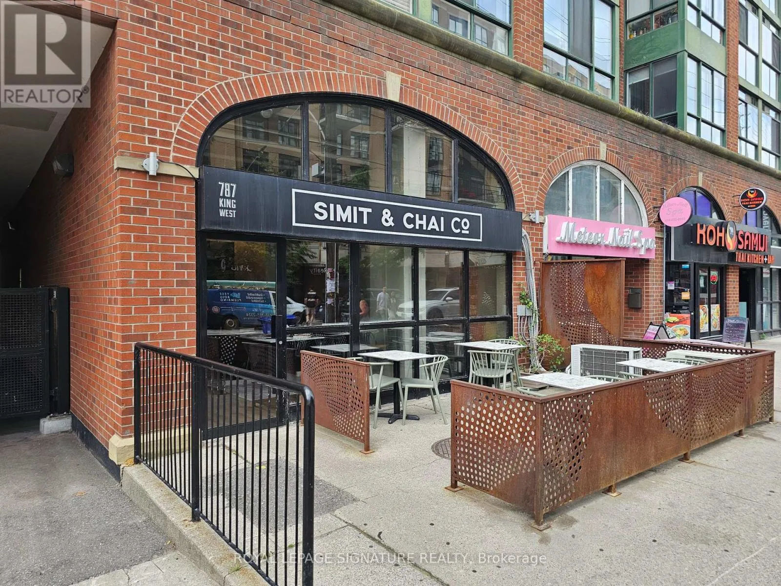 787 King Street W, Toronto, Ontario M5V 1N4