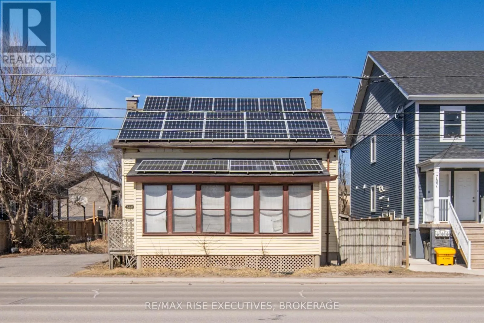 House for rent: 789 King Street W, Kingston, Ontario K7M 2G5