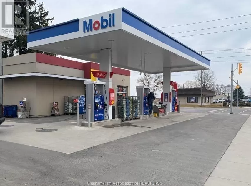 789 Murray Street, Wallaceburg, Ontario N8A 1W2