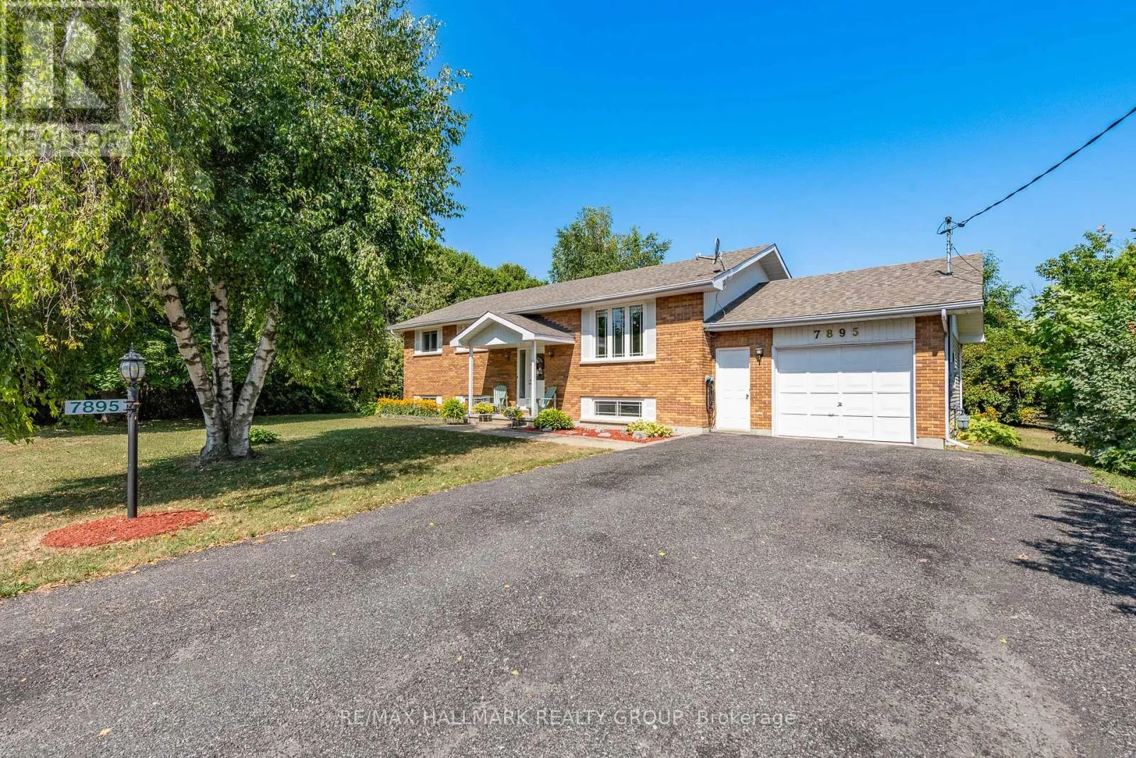 House for rent: 7895 Popham Street, Ottawa, Ontario K0A 3J0