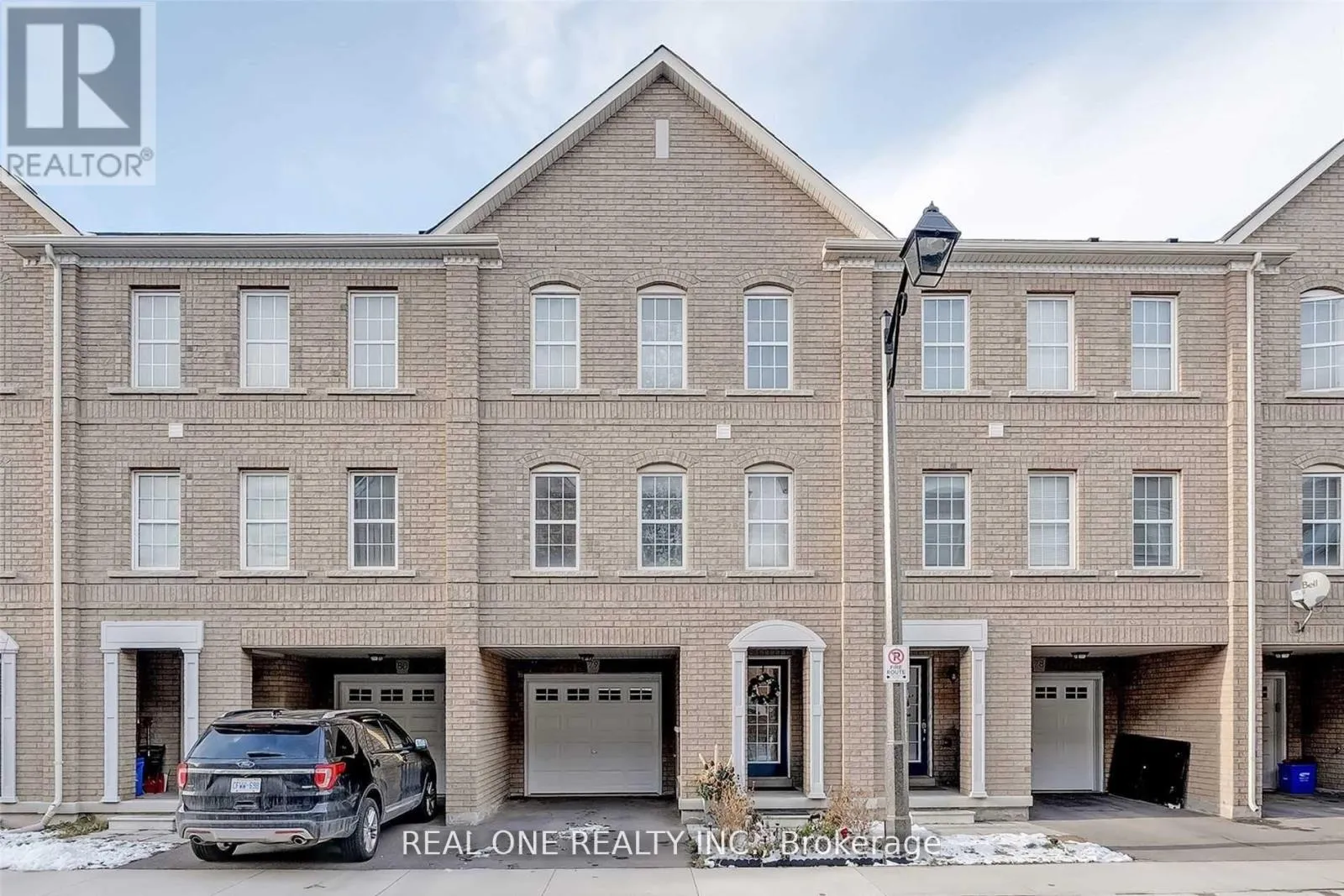 Row / Townhouse for rent: 79 - 2280 Baronwood Drive, Oakville, Ontario L6M 0K4