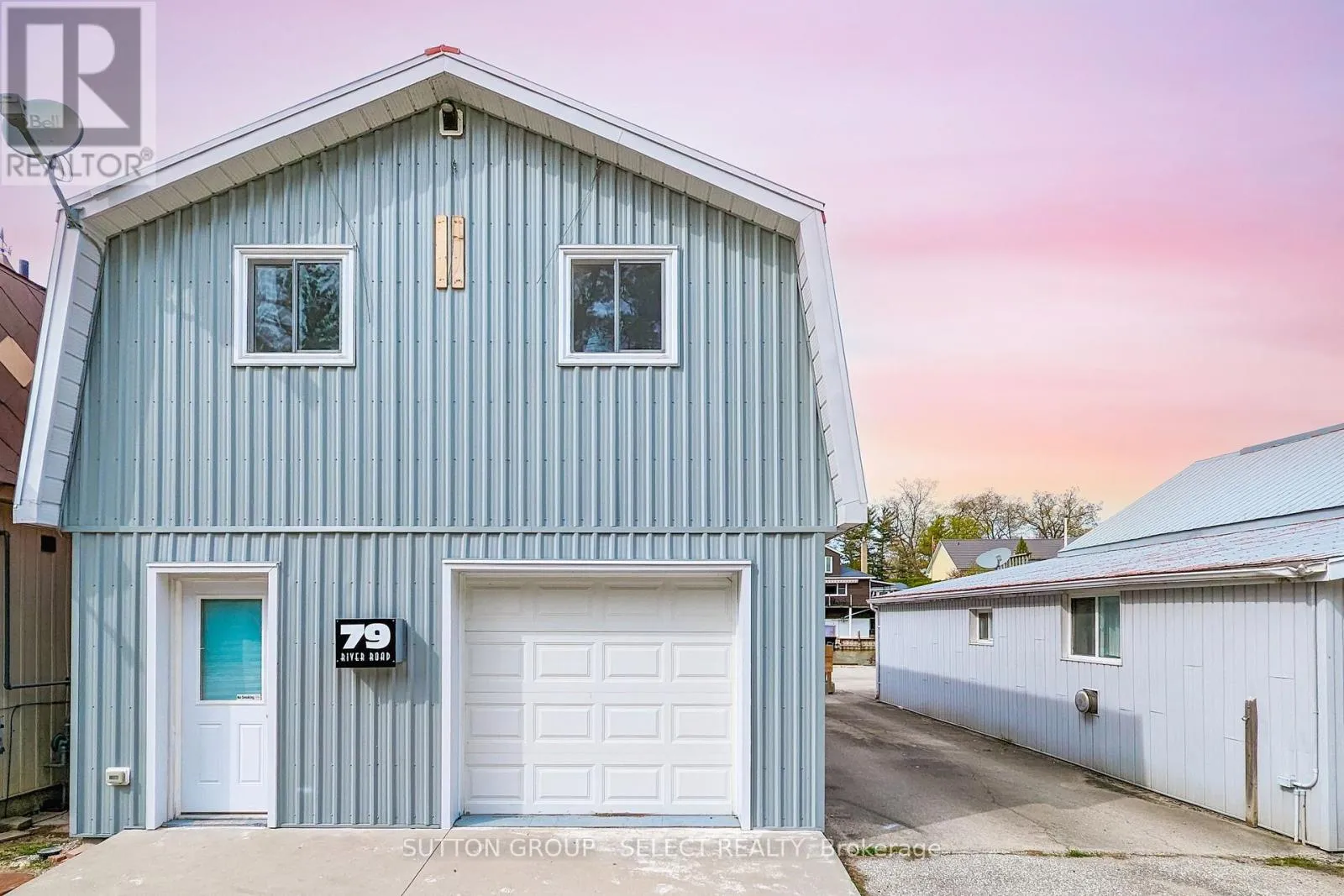 79 River Road, Lambton Shores, Ontario N0M 1T0