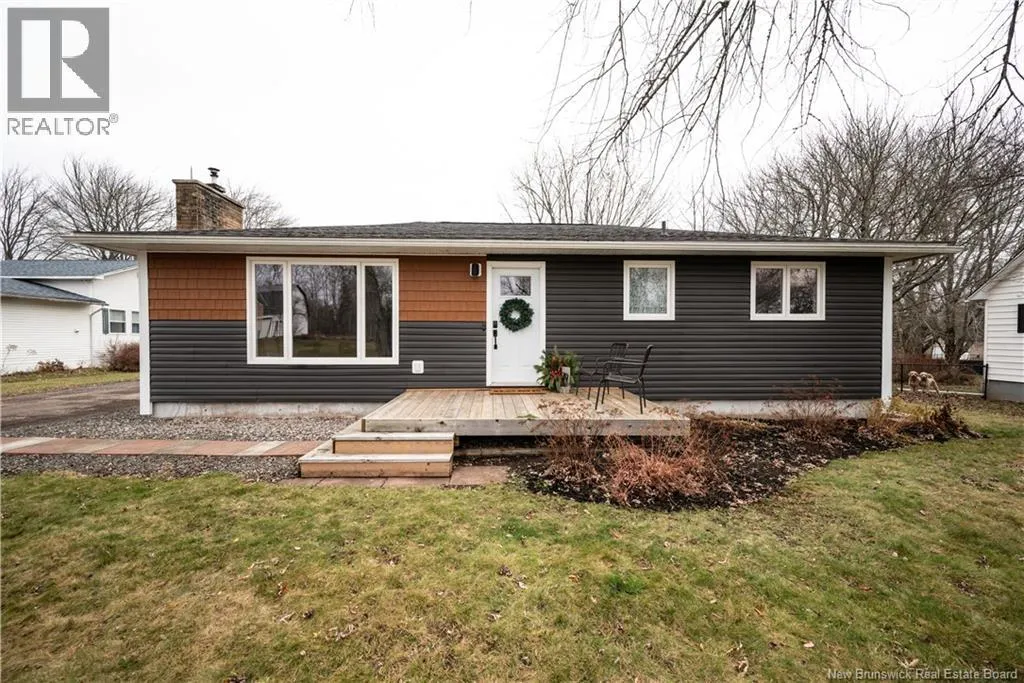 79 Veterans Avenue, Salisbury, New Brunswick E4J 2T1