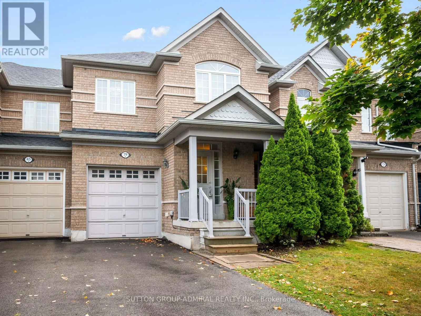 Row / Townhouse for rent: 79 Watkins Glen Crescent, Aurora, Ontario L4G 7S6