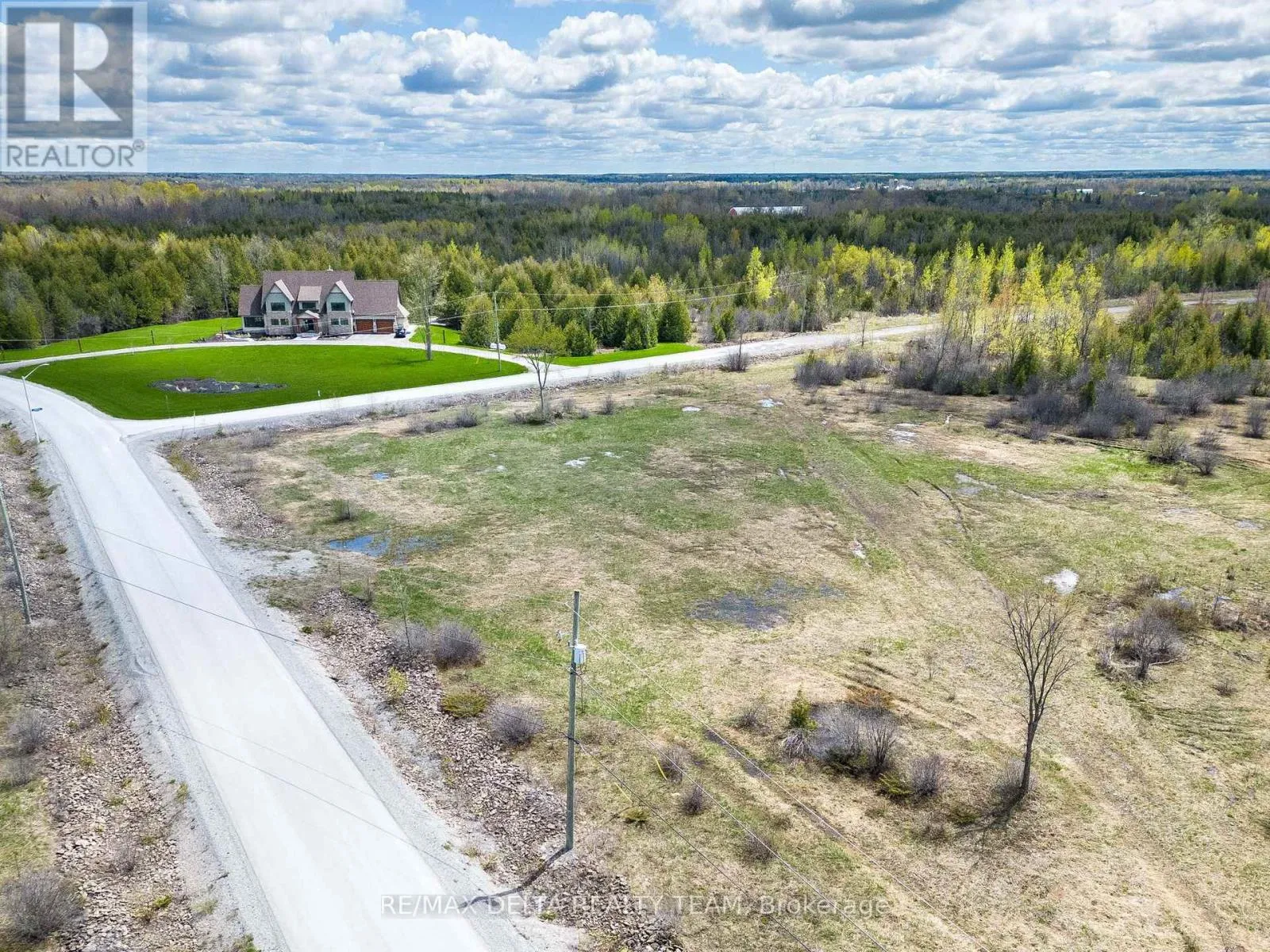 7910 Iveson Drive, Ottawa, Ontario K0A 2P0