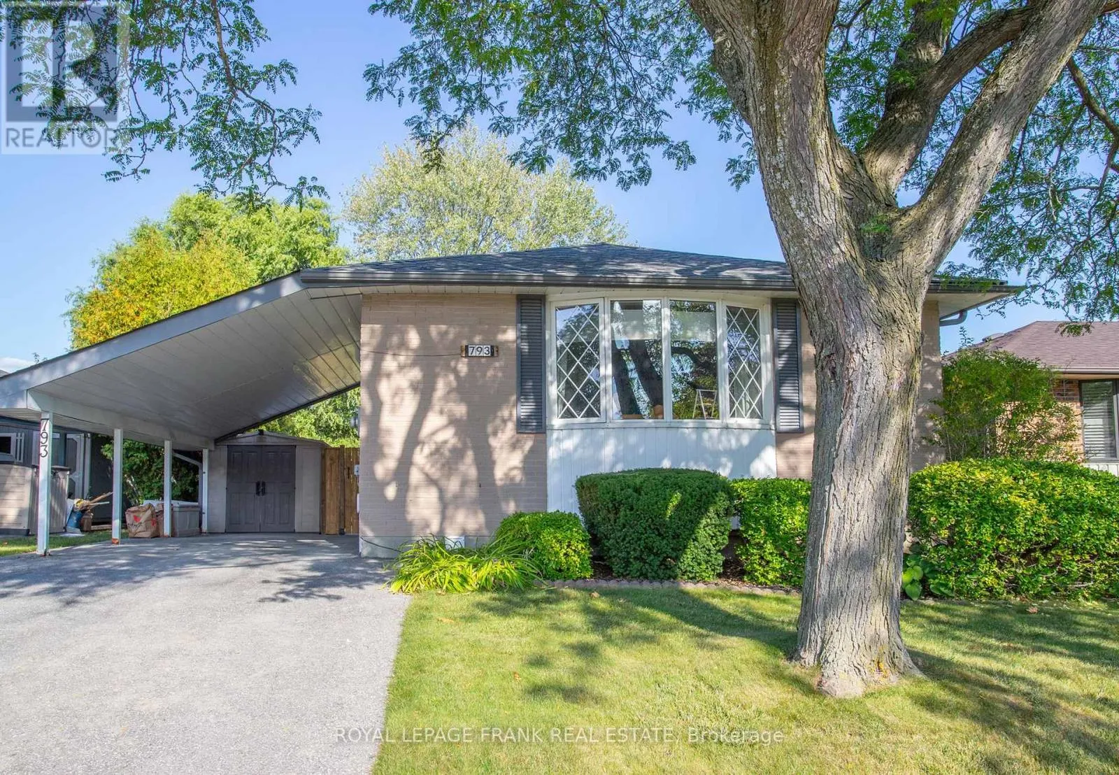 House for rent: 793 Central Park Boulevard N, Oshawa, Ontario L1G 6B2