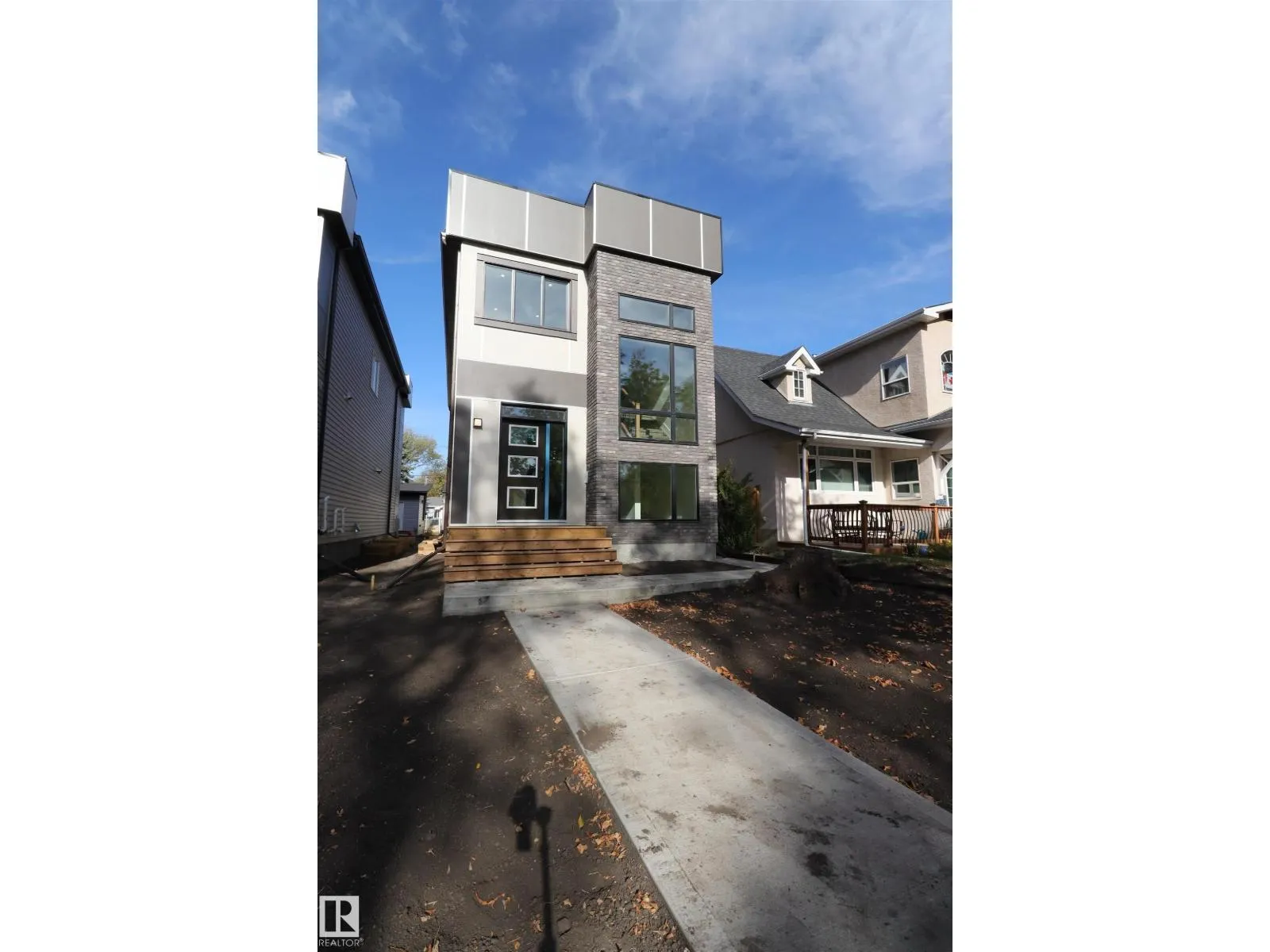 House for rent: 7936 91 Av Nw, Edmonton, Alberta T6C 1R1