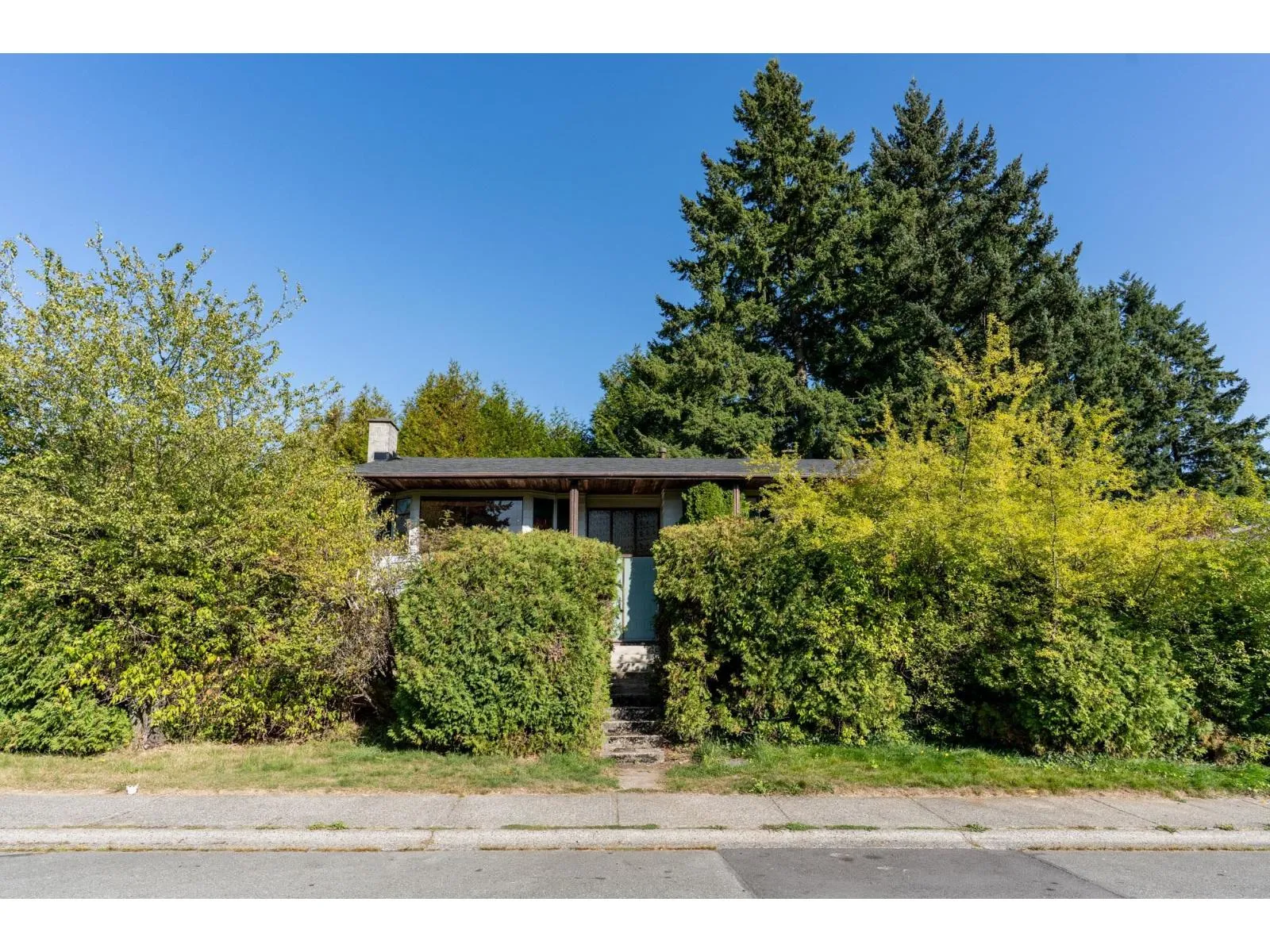 House for rent: 7946 116a Street, Delta, British Columbia V4C 5Y4