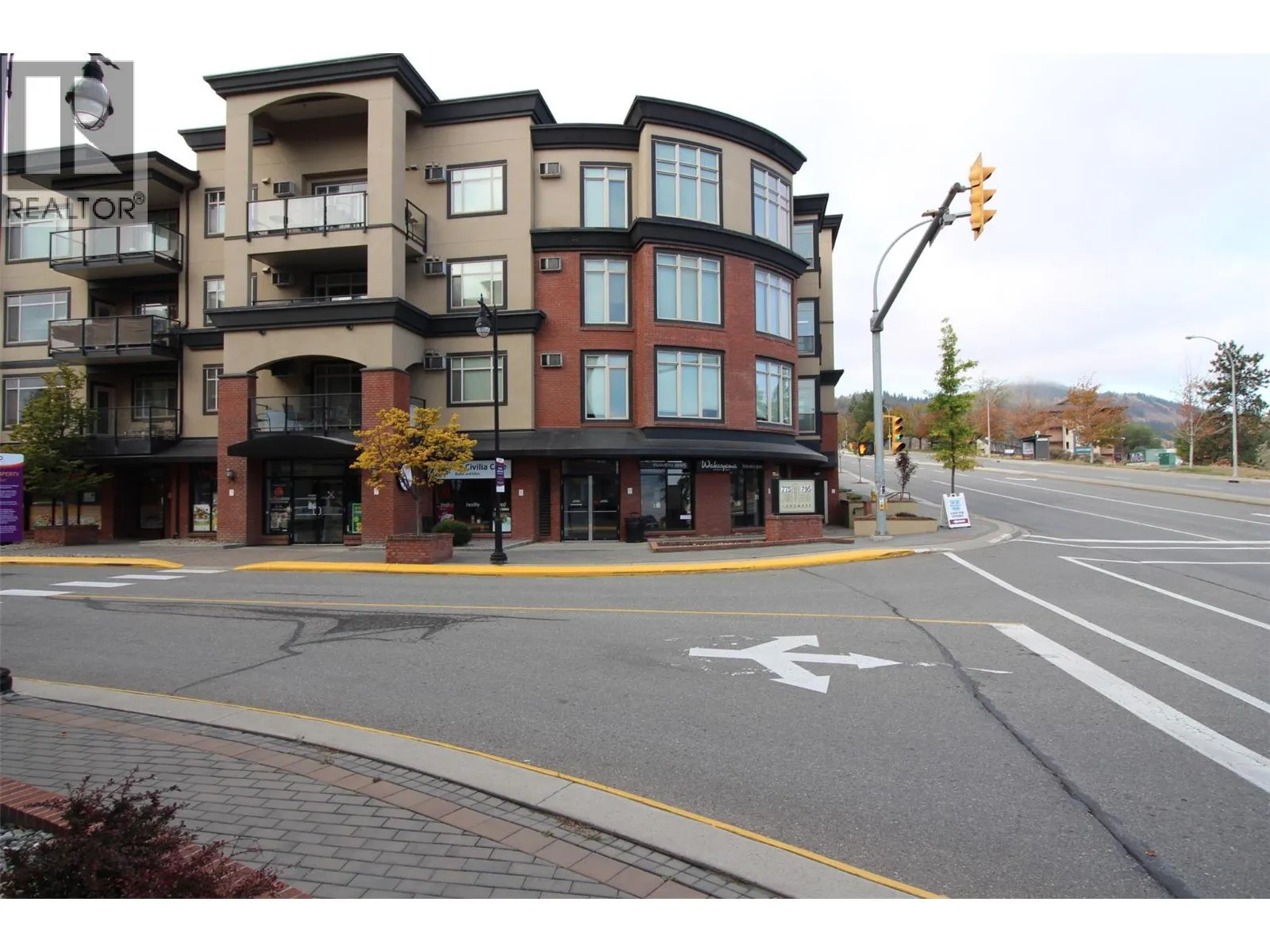 Residential Commercial Mix for rent: 795 Mcgill Road Unit# 101, Kamloops, British Columbia V2C 0B7