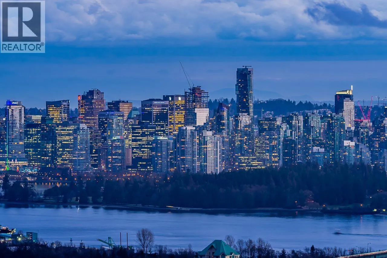 House for rent: 797 Eyremount Drive, West Vancouver, British Columbia V7S 2A3