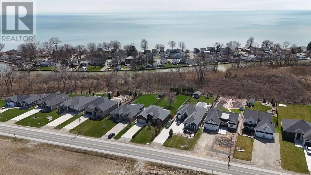 House for rent: 799 Heritage Road, Kingsville, Ontario N9Y 0B6